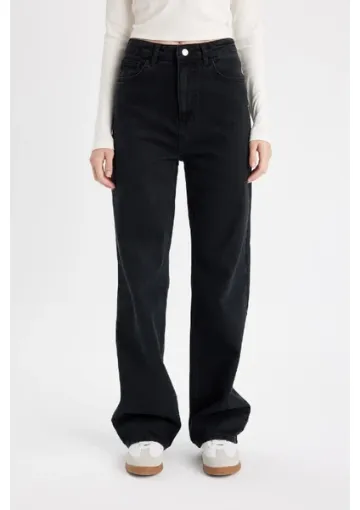 DeFacto 90's Wide Leg Yüksek Bel Uzun Jean Pantolon D4315AX24AU resmi